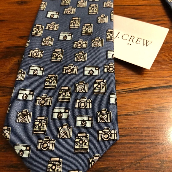 J Crew Silk Tie with Camera Motif - Picture 3 of 5